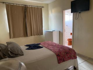 Quarto Econômico no Centro para 2 Pessoas - Sete Lagoas - 1