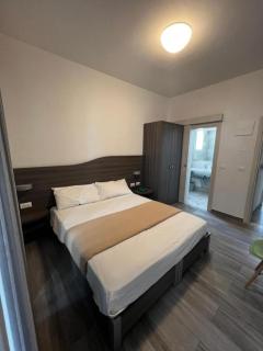 Hotel Trieste RICCIONE - Riccione - 5