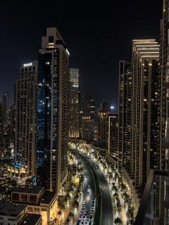 Downtown Luxe, steps to Burj Khalifa 4BDR - Dubaï - 9