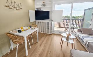 South-facing terrace, direct beach access - Cabourg - 2