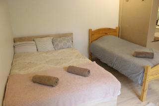Studio with private entrance and free parking - 7