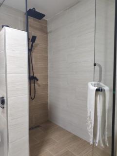 Appartement à Tanger Malabata avec Piscine, proche plage - Tangeri - 3