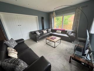 The Plum Tree - 5 luxury modern bedrooms - Melton Mowbray - 3