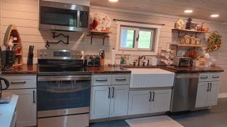 Connie's Retreat - 3 Bedrooms, 2 Baths, Sleeps 11 farmhouse - Tellico Plains - 9