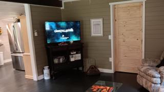 Connie's Retreat - 3 Bedrooms, 2 Baths, Sleeps 11 farmhouse - Tellico Plains - 4