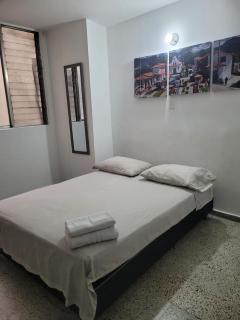 Hmetrohotel - Medellín - 1