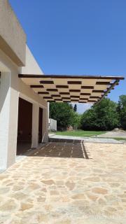 Vp & Lo 1 Residence - - 8