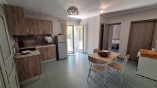 Spiros House - Lygia - 0