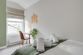 Summer 6 bed house Liverpool - 7