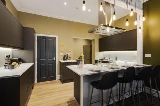 Summer 6 bed house Liverpool - 8