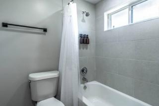 1 BR Apt Walks to Menil Collection Free Parking - Houston - 2