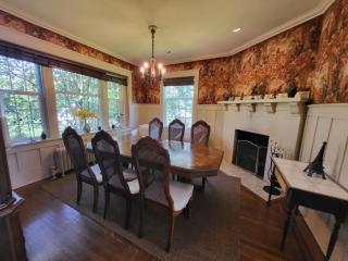 Shaughnessy Gem- Historic Villa- 5 BR 3 BA- Near attraction - Vancouver - 8