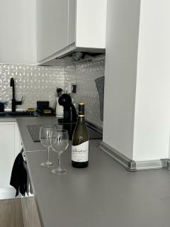 A top-floor modern apartment Located 100 meters from the beach - 1