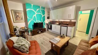 Modern 1 Bed-Theatre, City Stay - Wolverhampton - 2