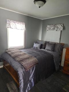 The Honey Bear Cabins - Lincoln Junction - 3