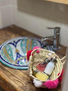 Hiking Nomads Guesthouse - 5