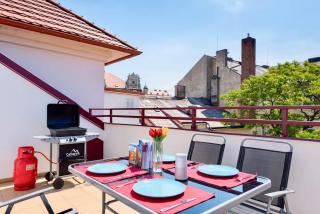Duplex City-Centre Apartment with a Sunny Terrace - Prag - 0