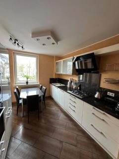 Schöne 4ZKB Wohnung mit Terrasse - Saarlouis - 1