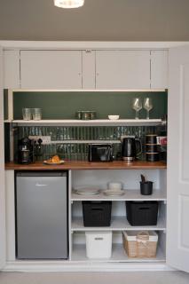 The Elizabeth room with en-suite long stays - Birmingham - 9