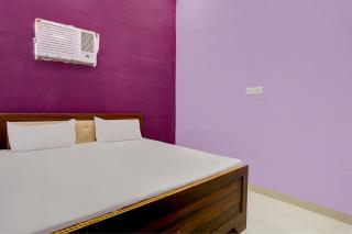 Hotel O Chaudhary Hotel - - 0