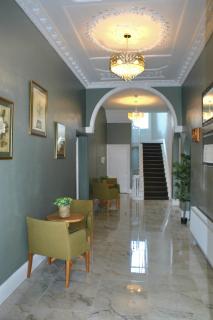 En-Suite Double Room in a Country House - 0