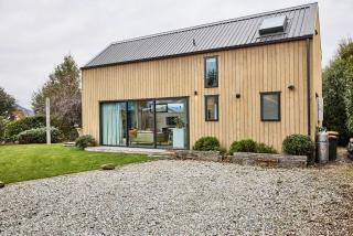 Central Two Bedroom Two Bathroom House - Wanaka - 7