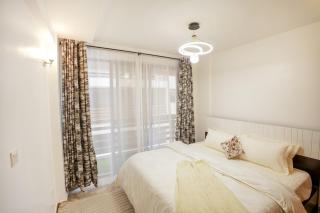 Modern & Cozy 2-Bedroom Apartment in Nairobi with Balcony views - Nairobi - 3