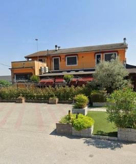 Hotel La perla - Bondeno - 0