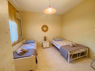 Seaside Villa Efi - Nea Plagia - 9