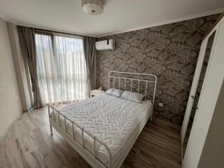 Seaview flat with pool & parking - Varna City - 7