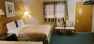 Colonial Inn - 2