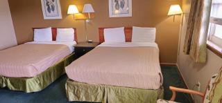 Colonial Inn - 1