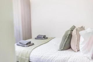 Cozy & Modern Accommodation in Barrow-in-Furness - 1