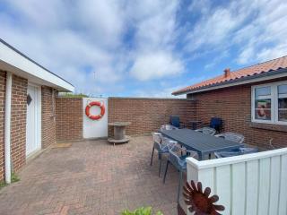 6 person holiday home in Harboøre-By Traum - Vejlby - 2
