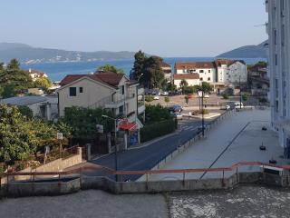 Garsonjera - centar Igalo - 4