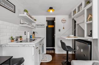 The Perfect Raleigh Hideaway - 9