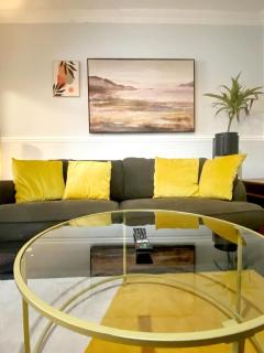 Gravesend 1 bedroom Apartment 2 Min Walk to STN- A - Gravesend - 9
