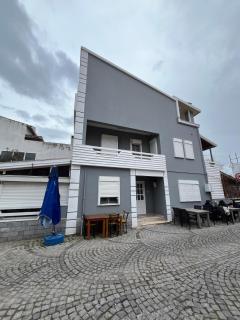 Five Bedroom Plus Living, Triplex Villa with Big Private Garden, Fifty Meters to Sea in Urla, Sleeps Twelve, Three Baths - Urla - 0