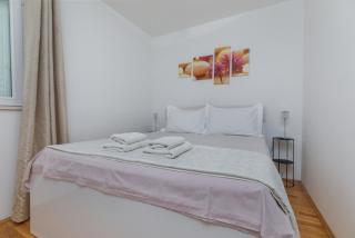 Apartments with parking spaces Makarska - 24301 - Makarska - 2