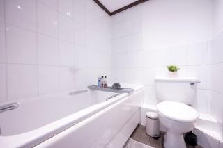 2Bed 2Bath Central Apt - Sleeps 6 - Hackington - 3