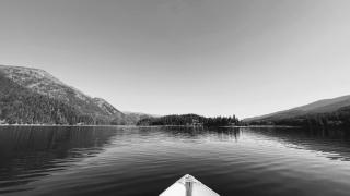 Beachfront Lake House Moyie BC - Moyie - 5