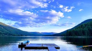 Beachfront Lake House Moyie BC - Moyie - 3