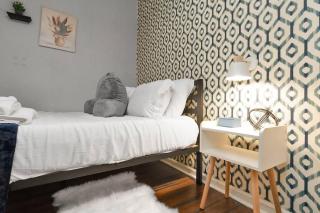 Cozy Downtown Raleigh Loft NCSU - 8