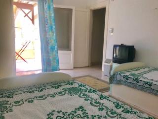 Villa 3 bedrooms 7 beds in the north coast, village of Amon K36 fully air-conditioned - Qaryat Shurūq - 6