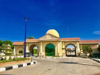 Villa 3 bedrooms 7 beds in the north coast, village of Amon K36 fully air-conditioned - Qaryat Shurūq - 5