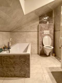 Charming home near old town - Košice - 6