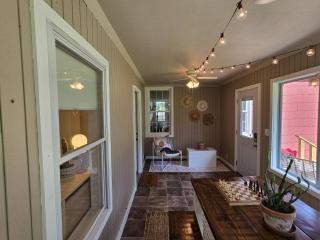 Old School Charm | Sleeps 6 - 2