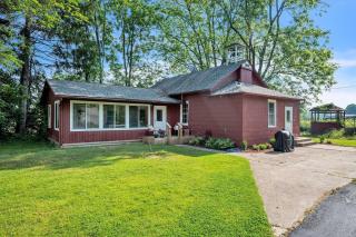 Old School Charm | Sleeps 6 - 4