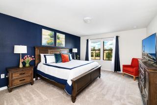 Family Home with Private Pool and Clubhouse Near Disney - 8