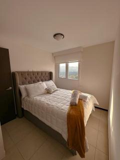 Encanto 11 - Deluxe Apartment en zona 11 Wifi-parqueo-piscina - El Rodeo - 1